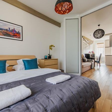 Dworzec Centralny P&O Serviced Apartments Warszawa Exteriör bild